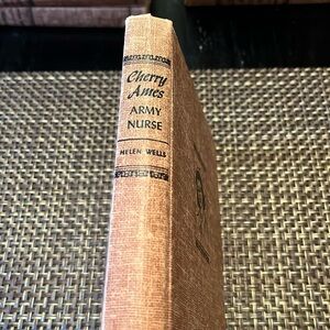 Book - Cherry Ames Army Nurse